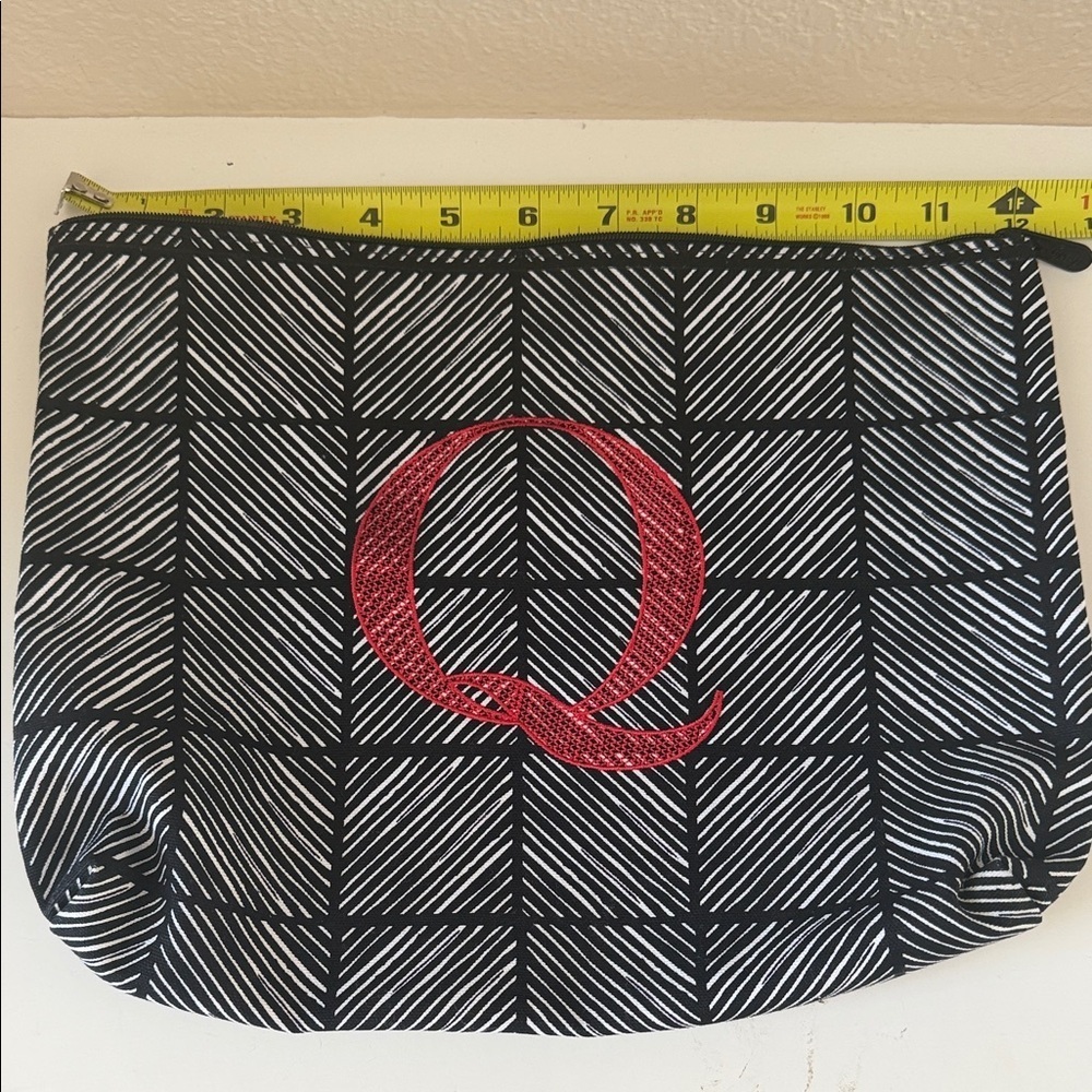 Thirty One Black and White Patterned Pouch with Red Q